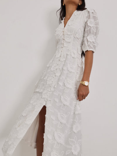 Sienna™ | Elegante Broderte Kjole