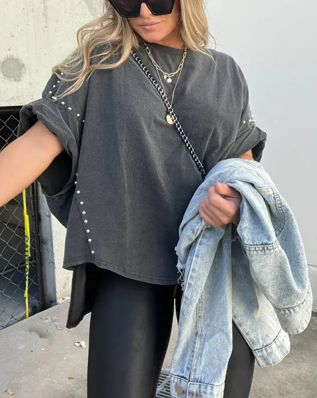 Bella™ | Oversized T-skjorte med uttalelsesdetaljer