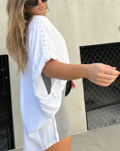 Bella™ | Oversized T-skjorte med uttalelsesdetaljer