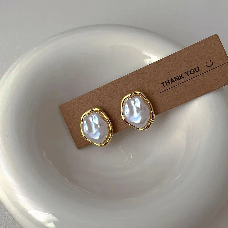 Agnes™ | Chic Pearl Earrings by Carmen