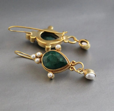Birgitte™ | Retro Pearl Earrings