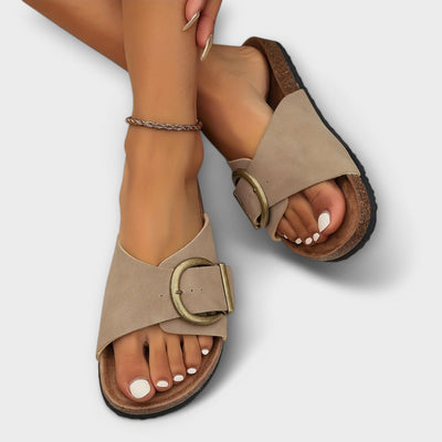 Miray™ | Stilige ortopediske sandaler